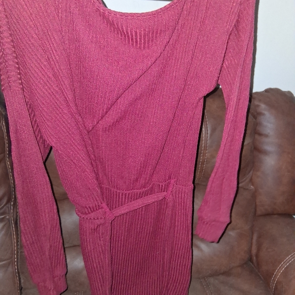 SHEIN Red Dress - Picture 4 of 4